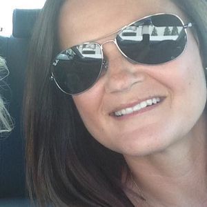 Meet your Posher, Lindsay